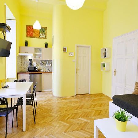 Supreme Astoria Semmelweis Apartment Budapest Exterior photo